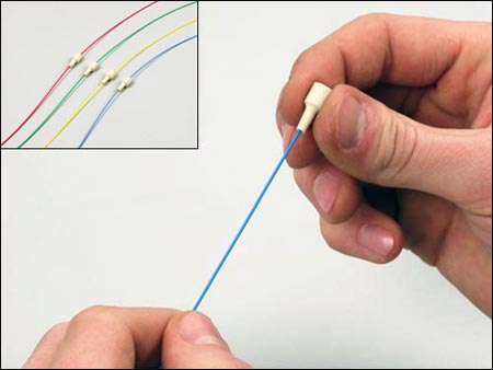 Как оконцовывать оптическое волокно клеевым способом c использованием компонентов Hyperline